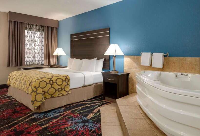 בית מלון כפרי Baymont By Wyndham Muncie Near Ball State University