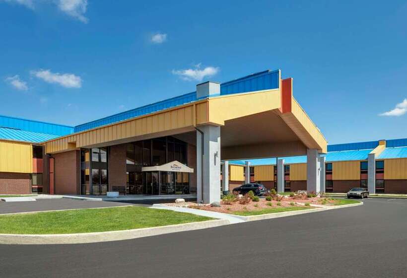 בית מלון כפרי Baymont By Wyndham Muncie Near Ball State University