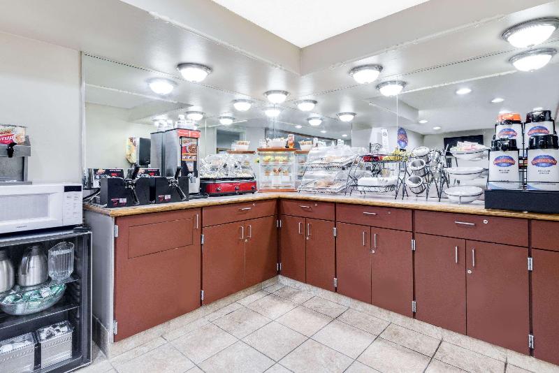 فندق Baymont By Wyndham Muncie Near Ball State University