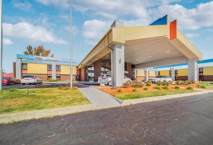 בית מלון כפרי Baymont By Wyndham Muncie Near Ball State University