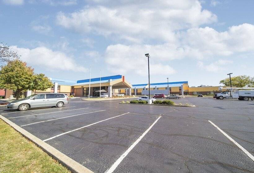 فندق Baymont By Wyndham Muncie Near Ball State University