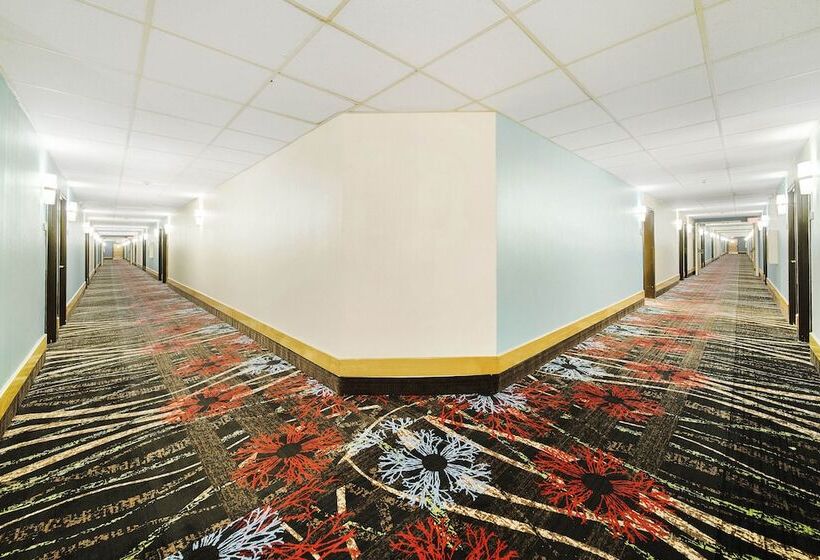 فندق Baymont By Wyndham Muncie Near Ball State University