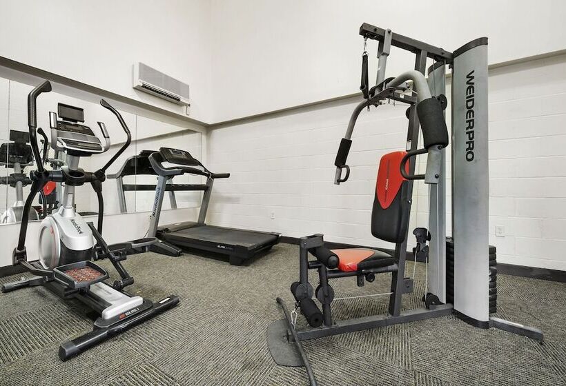 فندق Baymont By Wyndham Muncie Near Ball State University