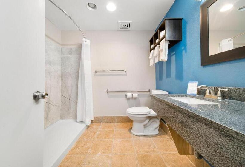 فندق Baymont By Wyndham Muncie Near Ball State University