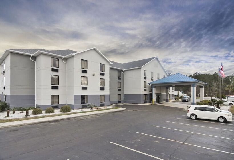 هتل Baymont By Wyndham Pooler/savannah