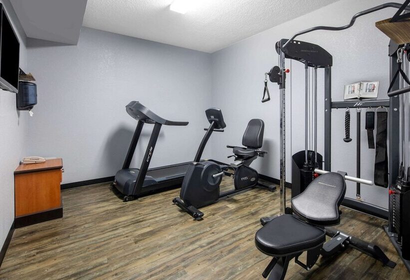 هتل Baymont By Wyndham Pooler/savannah