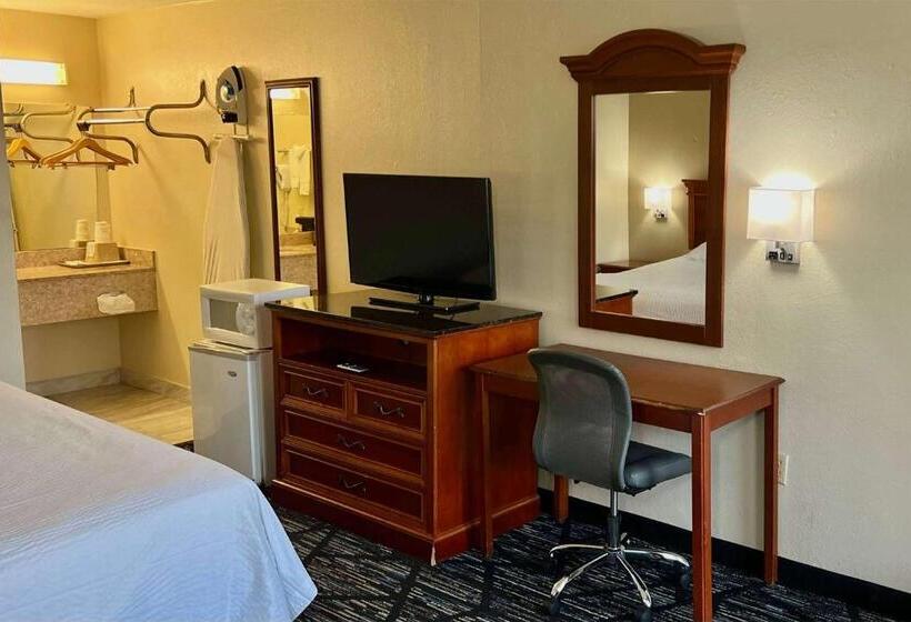 酒店 Baymont By Wyndham Troy