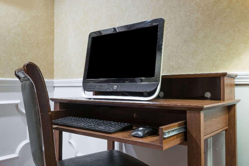 호텔 Baymont Inn & Suites Greenville/At I-65