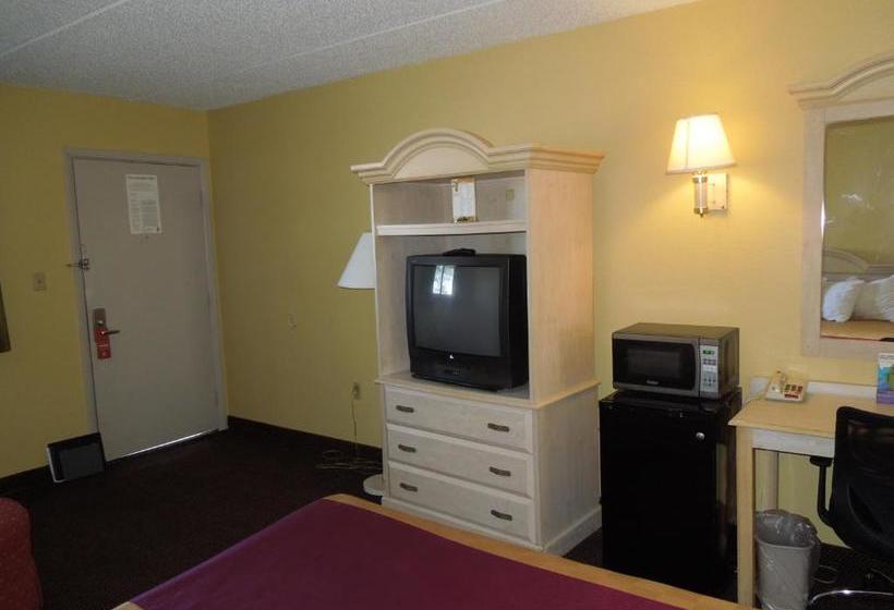 فندق Beachwood Inn