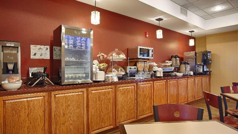 Best Western Plus Tulsa Woodland Hills Hotel And Suites