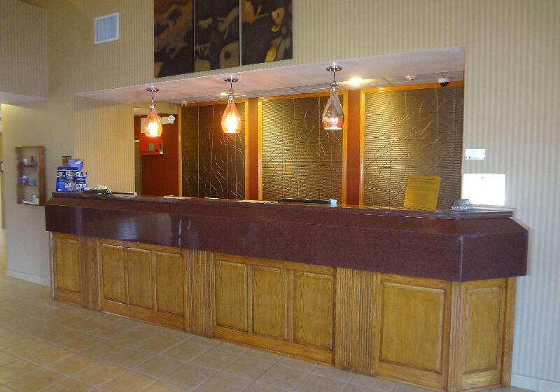 Best Western Plus Tulsa Woodland Hills Hotel And Suites