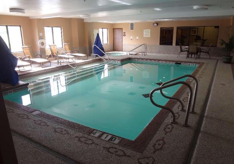 Best Western Plus Tulsa Woodland Hills Hotel And Suites