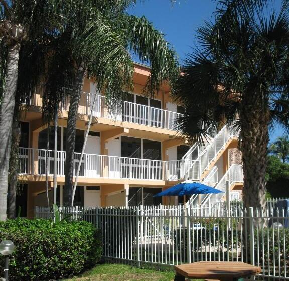 호텔 Canada House Beach Club Resort