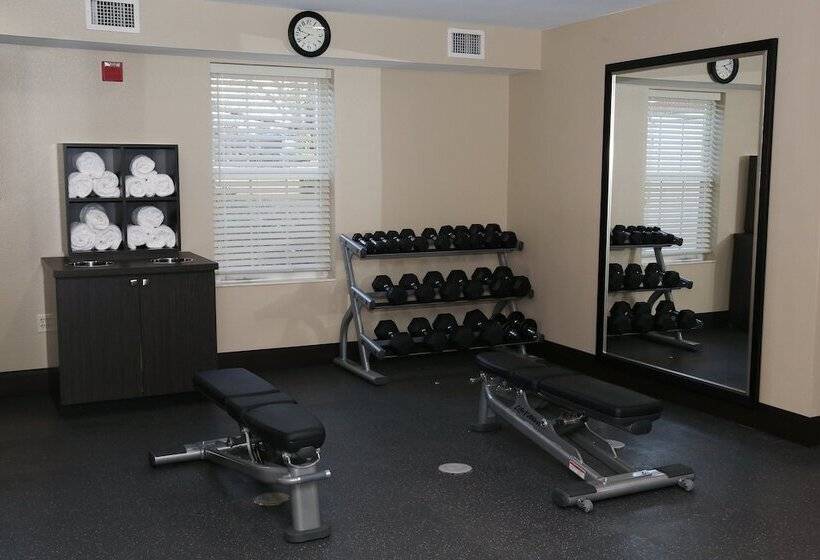 Отель Candlewood Suites Portland Scarborough, An Ihg