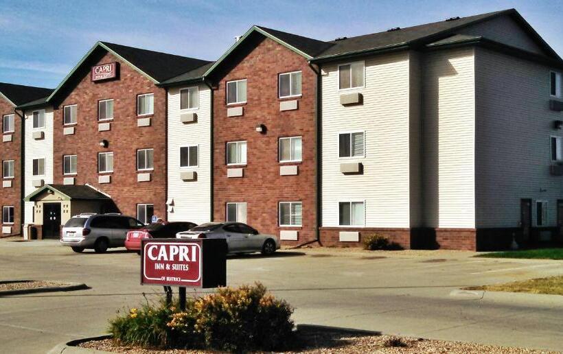 فندق Capri Inn & Suites   Beatrice