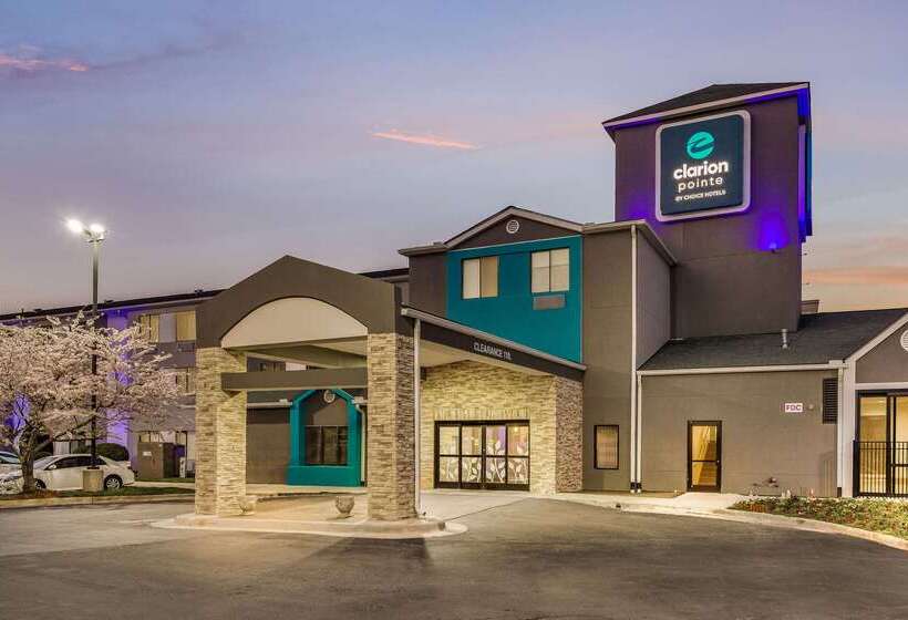 酒店 Clarion Pointe Wake Forest   Raleigh North