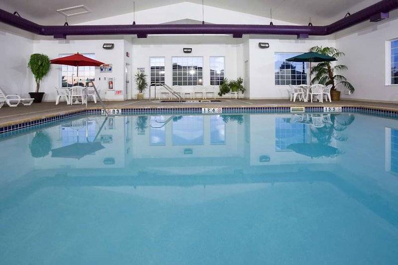 Grandstay Hotel & Suites Becker Big Lake