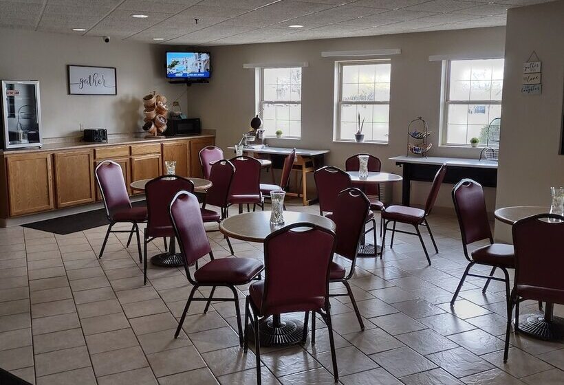 בית מלון כפרי Edmore Inn