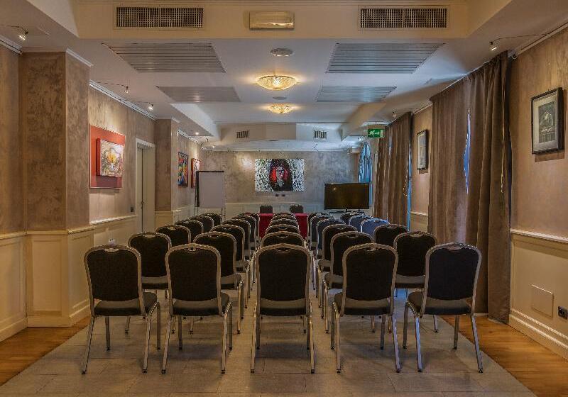 هتل Grande Albergo