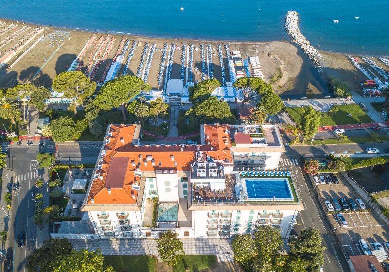 هتل Grande Albergo