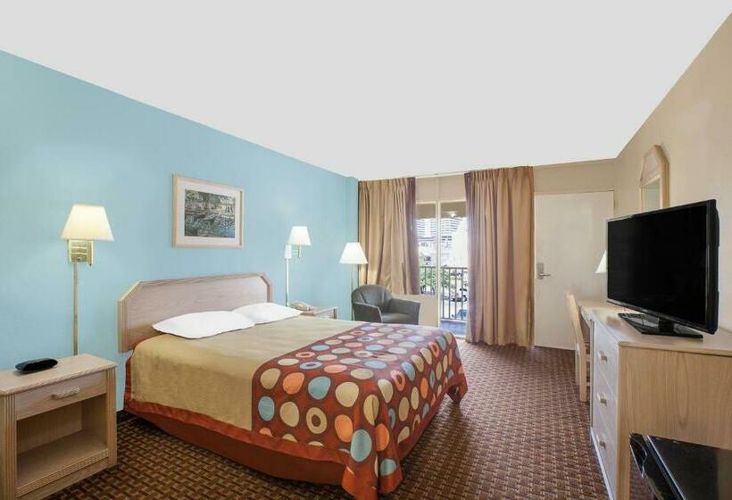 Отель Harbor Inn Bayfront