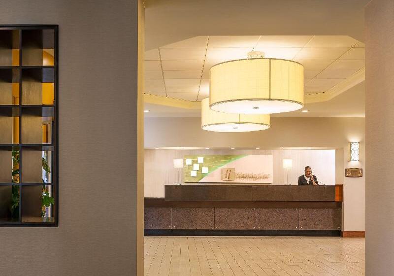 هتل Holiday Inn Hartford Downtown Area By Ihg