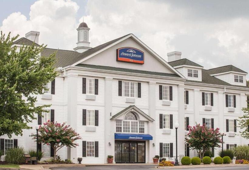 فندق Howard Johnson By Wyndham Jackson