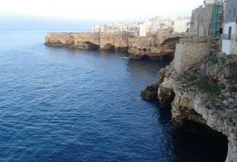 בית מלון כפרי Hr