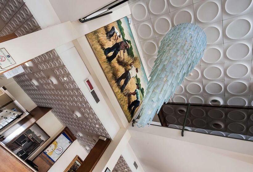 בית מלון כפרי Hr