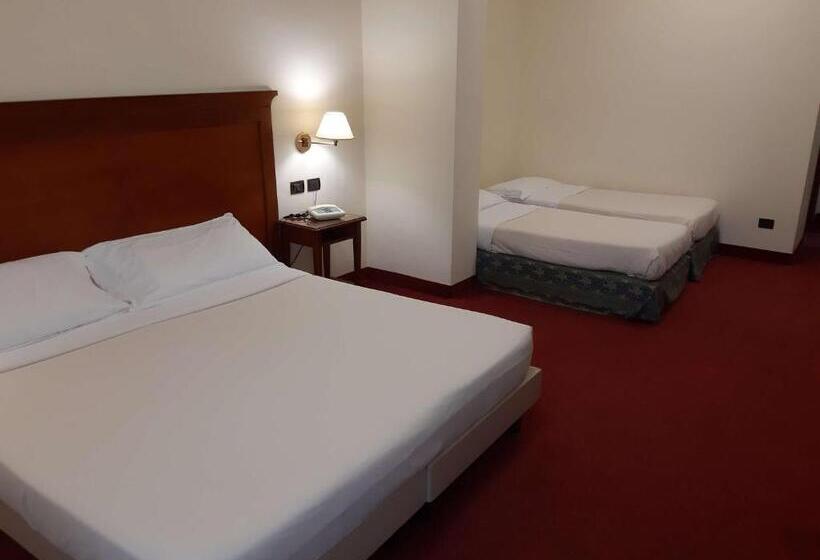 בית מלון כפרי Hr