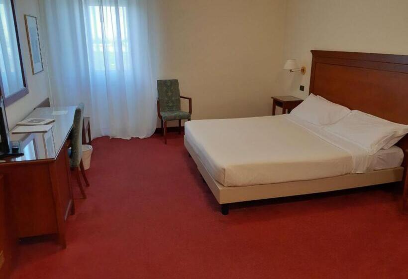 בית מלון כפרי Hr