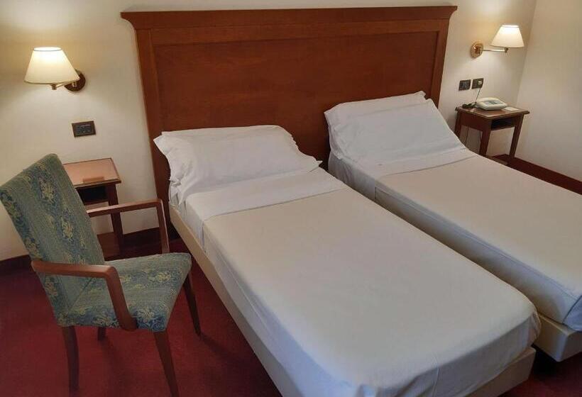 בית מלון כפרי Hr