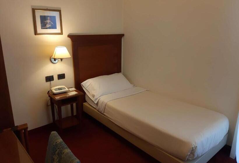 בית מלון כפרי Hr