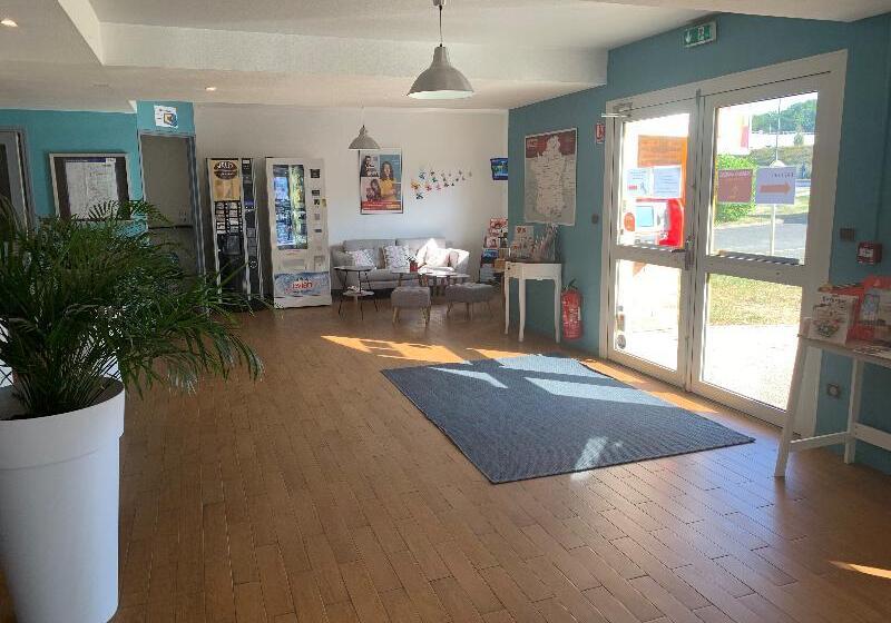 בית מלון כפרי Initial By Balladins Tours Sud