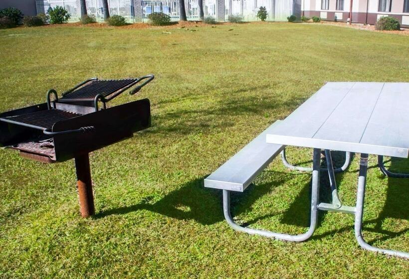 ホテル Quality Inn Conway Northwest