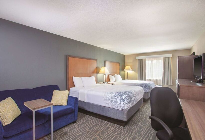 هتل La Quinta Inn By Wyndham Richmond South