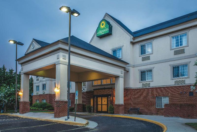 هتل La Quinta Inn By Wyndham Richmond South