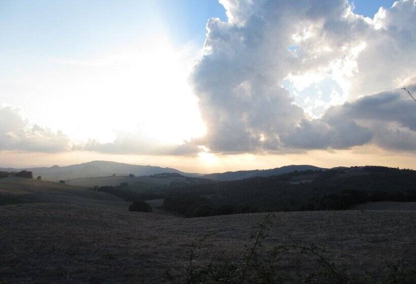 فندق Locanda Le Boscarecce