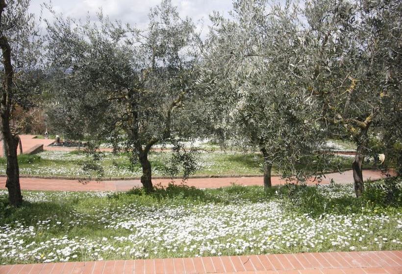 فندق Locanda Le Boscarecce