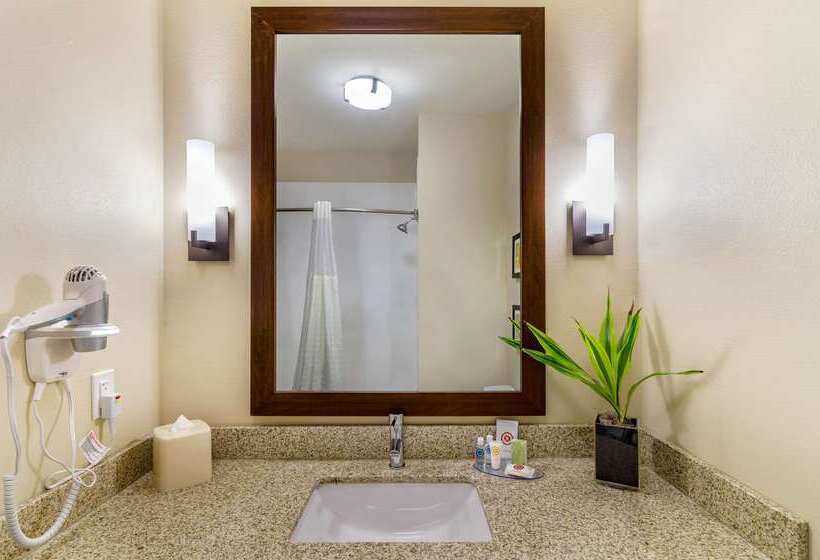 ホテル Marifah Inn