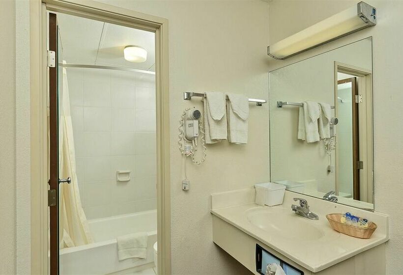 ホテル Omaha Travelodge