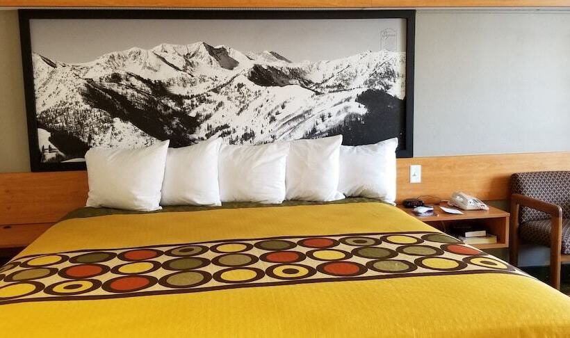 בית מלון כפרי Royal Inn