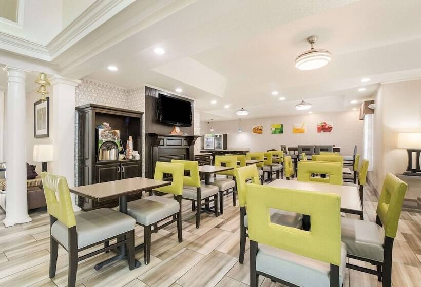 هتل Quality Inn Alcoa Knoxville