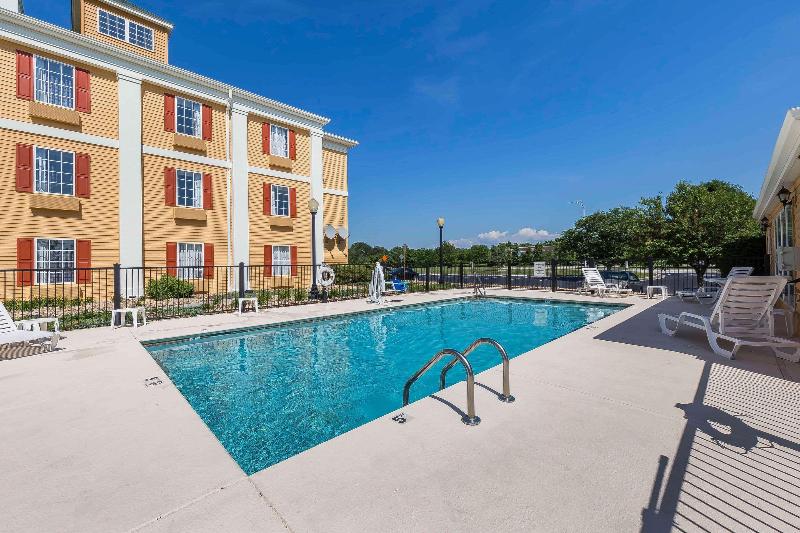 هتل Quality Inn Alcoa Knoxville