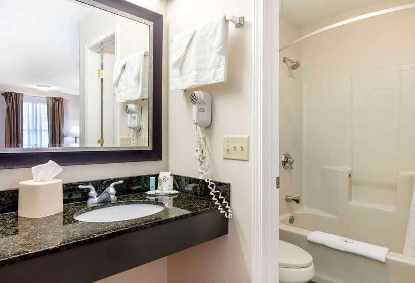 فندق Quality Inn Arab Hwy 231