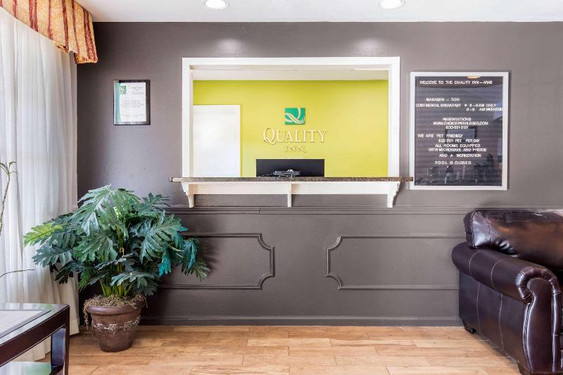 فندق Quality Inn Arab Hwy 231