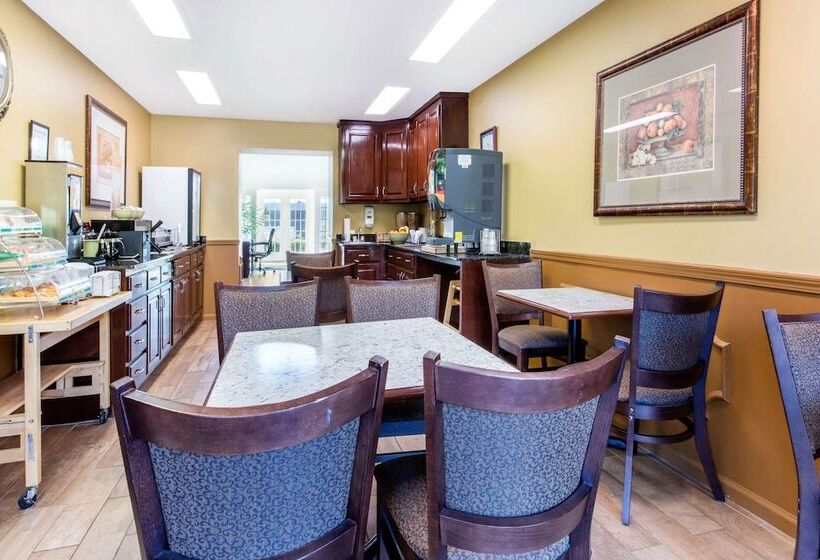 فندق Quality Inn Arab Hwy 231