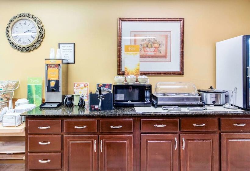 فندق Quality Inn Arab Hwy 231