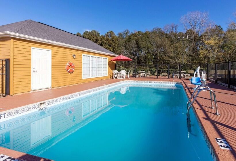 فندق Quality Inn Arab Hwy 231