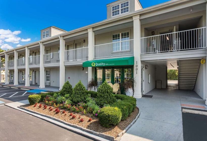 בית מלון כפרי Quality Inn Gallatinnashville Metro